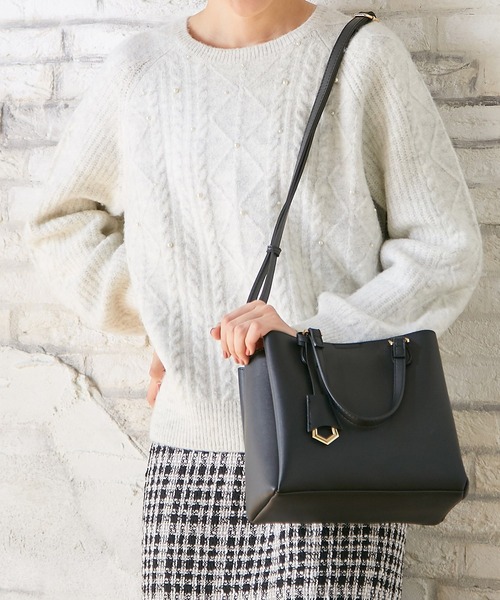 Honeys(ハニーズ)の「軽量両あおりハンドBag(ハンドバッグ・レディース・ライトカーキ/ブラック/スモークピンク/ライトベージュ/アイボリー/グレー・FREE)」の3枚目の写真