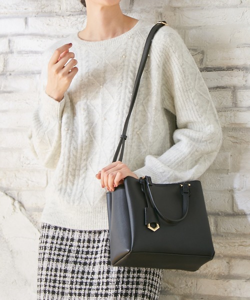 Honeys(ハニーズ)の「軽量両あおりハンドBag(ハンドバッグ・レディース・ライトカーキ/ブラック/スモークピンク/ライトベージュ/アイボリー/グレー・FREE)」の7枚目の写真