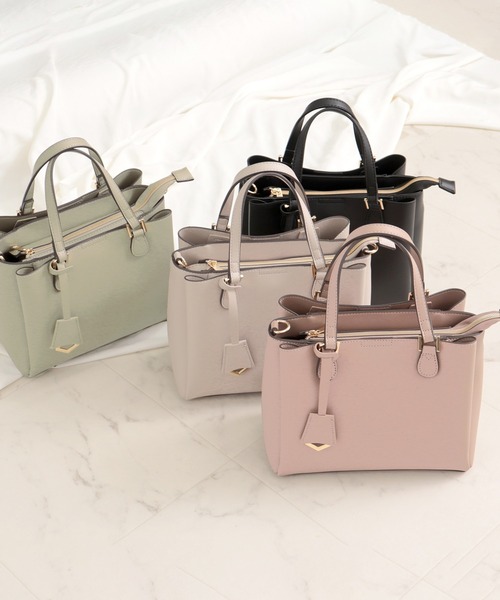 Honeys(ハニーズ)の「軽量両あおりハンドBag(ハンドバッグ・レディース・ライトカーキ/ブラック/スモークピンク/ライトベージュ/アイボリー/グレー・FREE)」の17枚目の写真