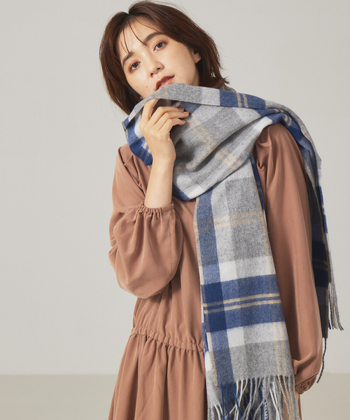 qualite(カリテ)の「【TWEEDMILL】大判ストール(ストール/ショール・レディース・グレー/ネイビー/ダークベージュ/ブラック・フリー)」の4枚目の写真