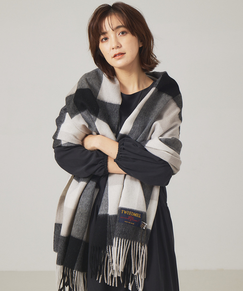 qualite(カリテ)の「【TWEEDMILL】大判ストール(ストール/ショール・レディース・グレー/ネイビー/ダークベージュ/ブラック・フリー)」の7枚目の写真