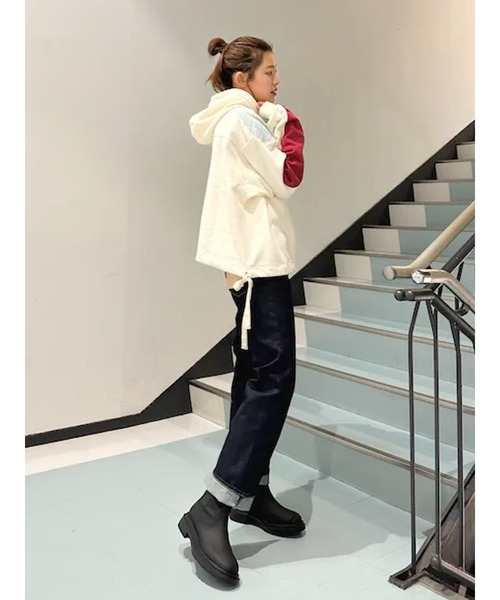 Ungrid(アングリッド)の「ヴィンテージストレートデニム(デニムパンツ・レディース・インディゴブルー/ブルー・24inch/25inch/26inch)」の4枚目の写真