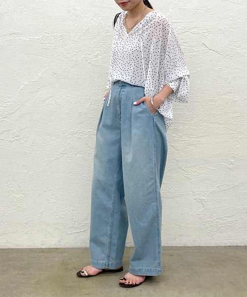 LOUNGEDRESS(ラウンジドレス)の「ドット2WAYギャザーブラウス LOUNGEDRESS(ラウンジドレス)の「ドット2WAYギャザーブラウス