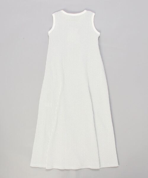 SEAGREEN(シーグリーン)の「SEAGREEN(シーグリーン) BIG WAFFLE ONE PIECE(ワンピース・レディース・ベージュ/オレンジ/グリーン/ロイヤルブルー/アイボリー/ネイビー・1/2)」の7枚目の写真