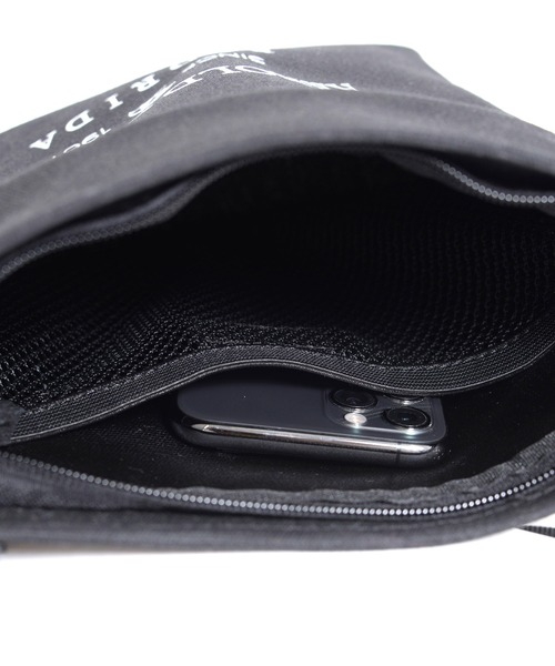 Arnold Palmer（アーノルドパーマー）の「シェア ショルダーバッグ（ショルダーバッグ・レディース・アイボリー/ベージュ/ブラック/ブルー・F）」の20枚目の写真