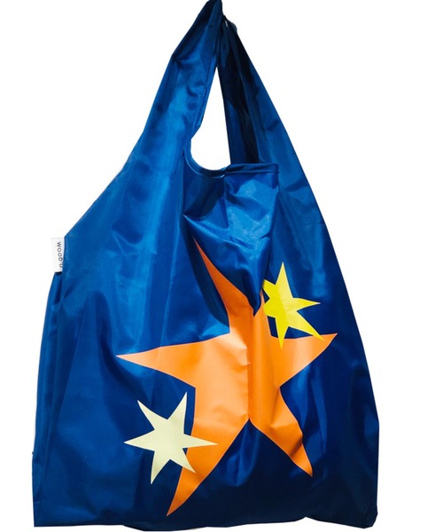 WOOD'D（ウッド）の「WOOD’D　Reusable Foldable Shopping Bag（エコバッグ/サブバッグ・レディース・イエロー/オレンジ/ブルー/グリーン/ライトグリーン/ワインレッド/マルチ/ミント/ダークブルー/ベビーピンク/サーモンピンク/ライトピンク/ダークグリーン/ブラック/ホワイト・FREE）」の7枚目の写真