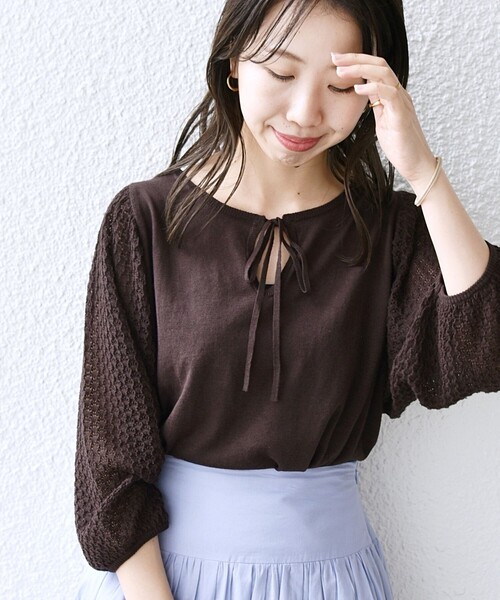SHIPS any(シップス エニィ)の「SHIPS any:〈手洗い可能〉リネン ミックス ヨーク ギャザー ニット プルオーバー(ニット/セーター・レディース・ブラック/ブラウン・ONE SIZE)」の10枚目の写真