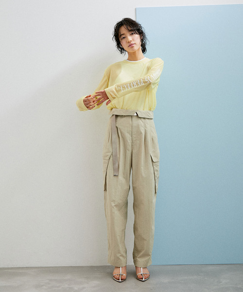 ADAM ET ROPE'（アダムエロペ）の「【WEB限定(一部店舗展開あり)】ロゴプリントシアーT（Tシャツ/カットソー・レディース・ブラック/ホワイト/イエロー・FREE）」の17枚目の写真