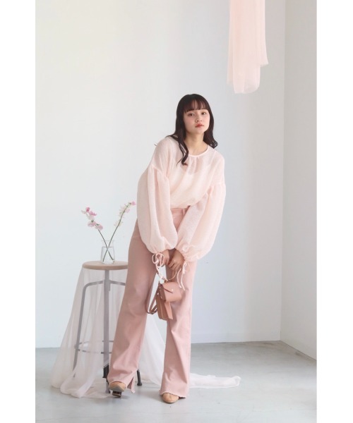 muguet（ミュゲ）の「emboss volume blouse（シャツ/ブラウス・レディース・ピンク/ホワイト・FREE）」の5枚目の写真