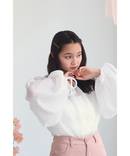 muguet（ミュゲ）の「emboss volume blouse（シャツ/ブラウス・レディース・ピンク/ホワイト・FREE）」の12枚目の写真