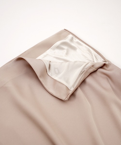 flower（フラワー）の「シルキーフレアスカート（スカート・レディース・アイボリー/ピンク・FREE）」の22枚目の写真