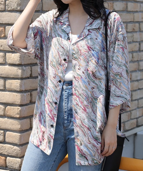 make a ray!（メイク ア レイ！）の「レーヨン総柄 オープンカラー ヴィンテージテイスト アロハシャツ/ 半袖シャツ/ボックスシルエット（シャツ/ブラウス・メンズ・ダークブラウン/ベージュ/ホワイト/ブラック/パープル/ブラウン/ネイビー/グレー・M/L/XL）」の9枚目の写真