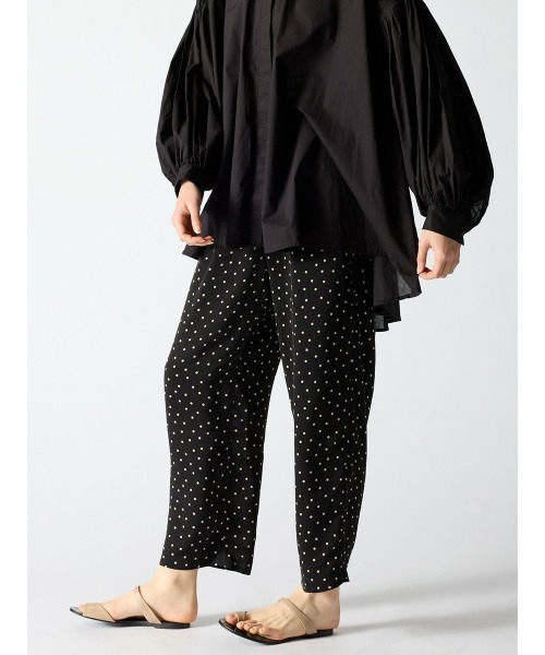 mizuiroind(ミズイロインド)の「mizuiro ind ドットワイドスラックス(スラックス・レディース・ブラック/グレー/ベージュ・2)」の13枚目の写真
