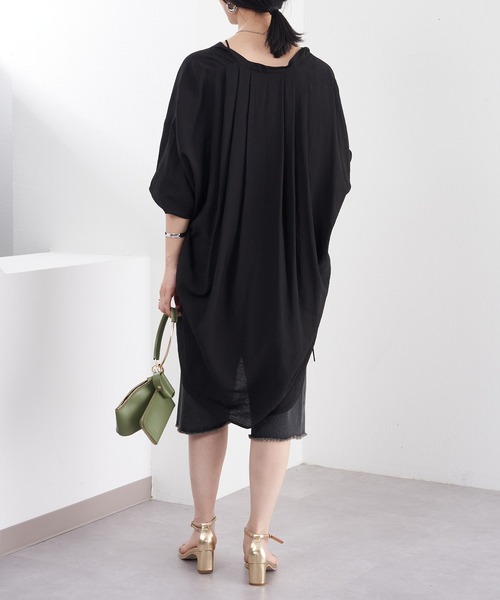 SHENERY（シーナリー）の「バンドカラーサイドギャザーシャツ（シャツ/ブラウス・レディース・アイボリー/ブラック・FREE）」の19枚目の写真