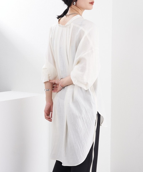 SHENERY（シーナリー）の「バンドカラーサイドギャザーシャツ（シャツ/ブラウス・レディース・アイボリー/ブラック・FREE）」の22枚目の写真