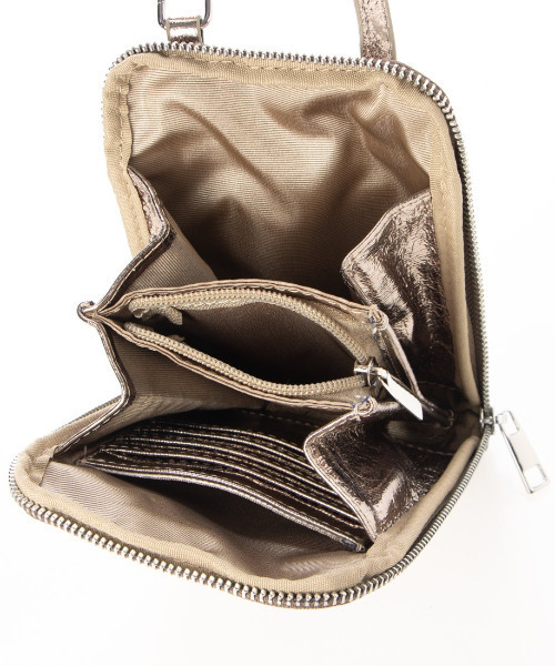 cache cache(カシュ カシュ)の「カシュカシュ cachecache / メタリックマルチミニショルダー(ショルダーバッグ・レディース・シルバー系その他/シルバー/ブラック・FREE)」の13枚目の写真