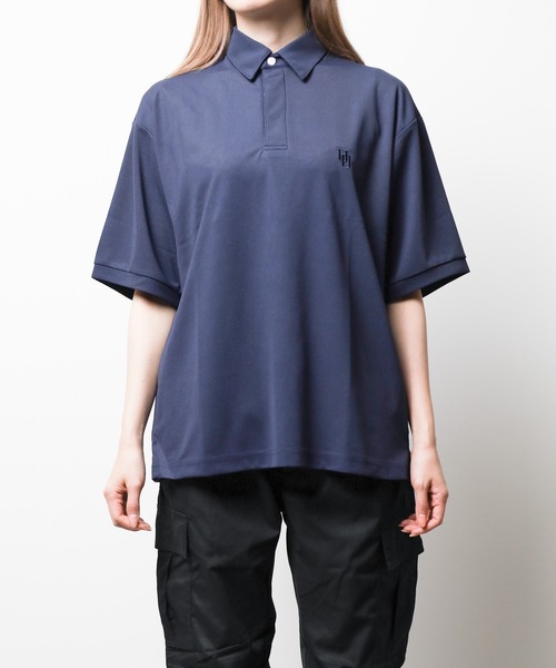 UNIVERSAL OVERALL（ユニバーサルオーバーオール）の「《UNIVERSAL OVERALL》オーバーサイズデザイン ポロ（ポロシャツ・レディース・ネイビー/グレー/ブラック・LARGE/MEDIUM/SMALL/X-LARGE）」の20枚目の写真