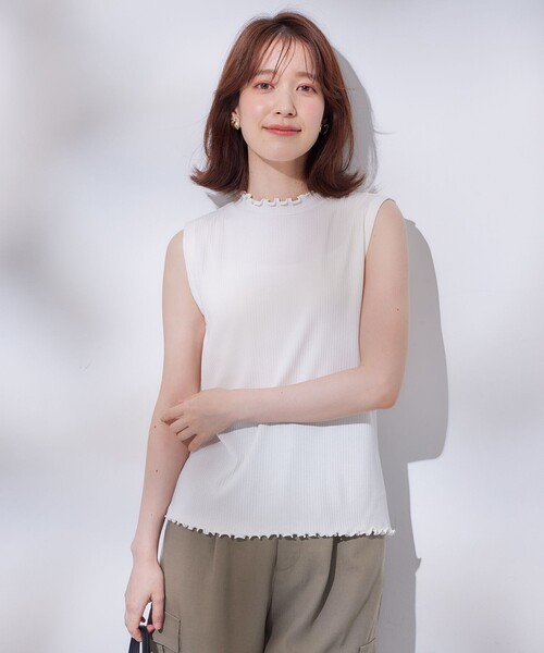 ANY(エニィ)の「メローノースリーブTシャツ(Tシャツ/カットソー・レディース・アイボリー系/グレー系/スモーキーグリーン系・2/3)」の3枚目の写真