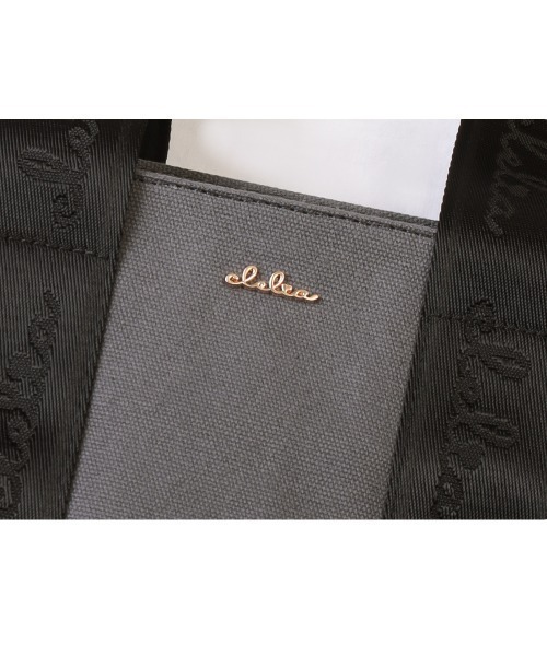 Clelia（クレリア）の「【Serena/セレーナ】トートバッグ（トートバッグ・レディース・ネイビー/チョコ/ブラック/ベージュ/スモークグレー/ホワイト・ONE SIZE）」の9枚目の写真