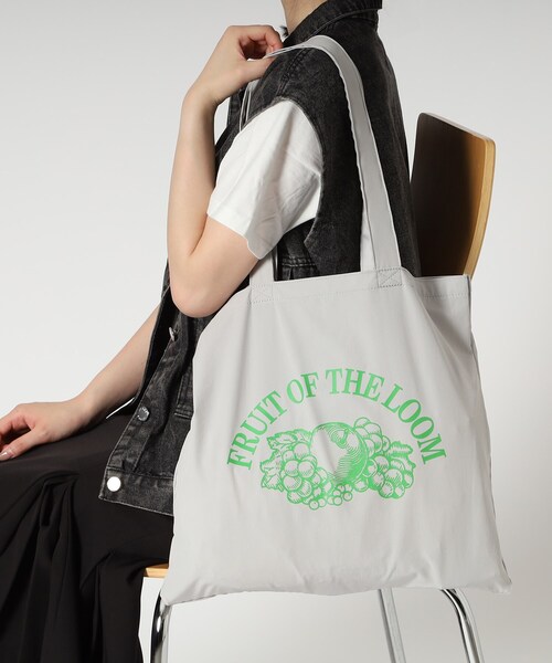 Ober Tashe(オーバータッシェ)の「【FRUIT OF THE LOOM(フルーツオブザルーム)】ロゴトート(トートバッグ・レディース・ピンク系/グリーン/イエロー/ブルー・FREE)」の11枚目の写真