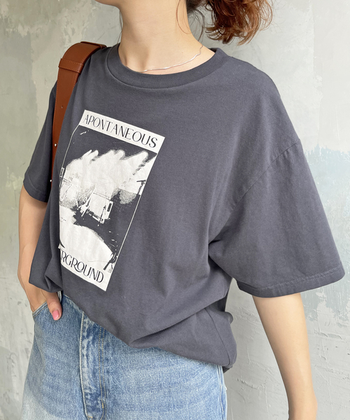 Spick & Span(スピックアンドスパン)の「ロックTシャツ(Tシャツ/カットソー・レディース・その他1/その他2・FREE)」の2枚目の写真