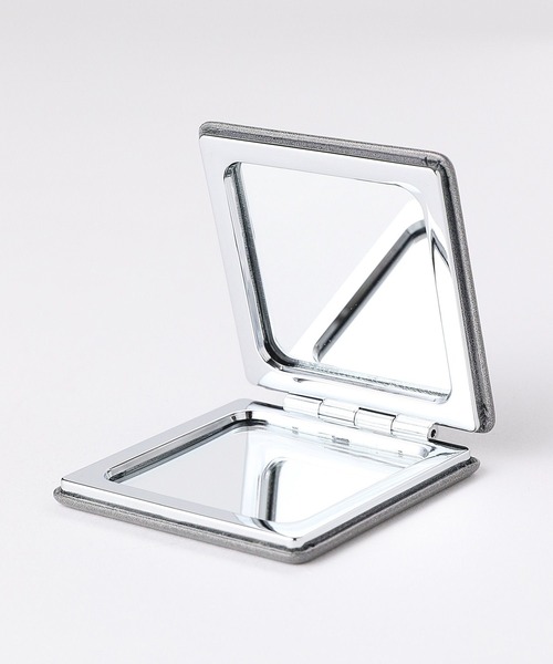 LEPSIM（レプシィム）の「【サンリオキャラクターズ】スクエアミラー　907722（手鏡/メイクミラー・レディース・グレー/グリーン/オレンジ/アイボリー/ライトパープル/ブルー・ONE SIZE）」の20枚目の写真