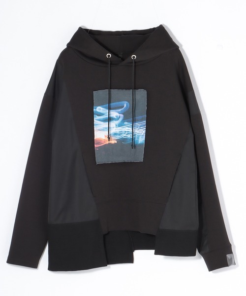 AULA AILA（アウラアイラ）の「フォトプリントフーディー（パーカー・レディース・ホワイト/ブラック/ネイビー・0）」の8枚目の写真