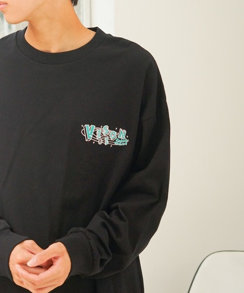 VISION STREET WEAR(ヴィジョンストリートウェア)の「【VISION STREET WEAR/ビジョンストリートウェア】 バックプリント&刺繍 マルチイラスト ロンT 恐竜(Tシャツ/カットソー・メンズ・ホワイト/ライトグレー/ブラック・MEDIUM/LARGE/X-LARGE)」の13枚目の写真