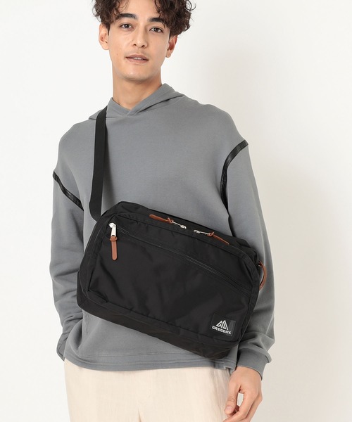 GREGORY(グレゴリー)の「UTILITY SHOULDER L / ユーティリティーショルダーL / ブラック(ショルダーバッグ・メンズ・ブラック・FREE)」の2枚目の写真