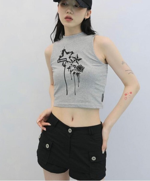 UGLY SHADOW(アグリーシャドウ)の「韓国ブランド Uglyshadow アグリーシャドウ CARGO PANT SKIRT カーゴパンツスカート ミニ丈スカート ミニスカ ショート丈スカート レイヤード風 パンツスカート 韓国ファッション(スカート・レディース・カーキ/ブラック・S/M)」の19枚目の写真