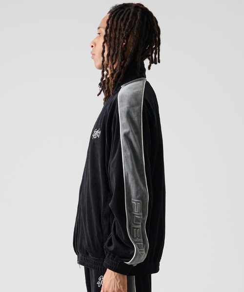 FUBU( フブ)の「FUBU フブ ブランド ロゴ 刺繍 長袖 フルジップ ベロア トラックジャケット ジャージ(ブルゾン・メンズ・ブラック/ブラウン/グリーン/ネイビー/ブラック系1/ネイビー系1/ベージュ系1/ブラウン系1・XL/M/L/XXL)」の16枚目の写真