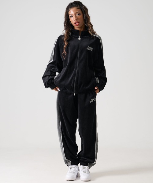 FUBU（ フブ）の「FUBU フブ ブランド ロゴ 刺繍 長袖