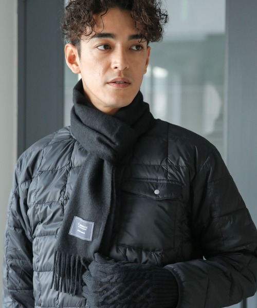 NANO universe（ナノユニバース）の「カシミヤシングルマフラー（マフラー・メンズ・キャメル/ブラック/ダークネイビー・FREE）」の9枚目の写真