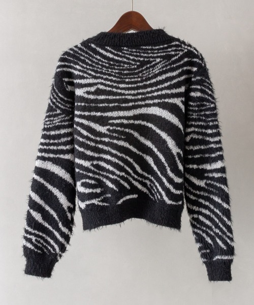 SpRay（スプレイ）の「ゼブラニットクルーネックカーディガン（カーディガン/ボレロ・レディース・ブラック/ホワイト・FREE）」の6枚目の写真