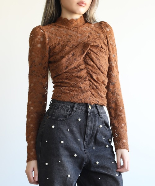 Jasmine Grandiflorum(ジャスミングランディフローラム)の「【Jasmine】レースハイネックシアーインナートップス(Tシャツ/カットソー・レディース・ブラック/チョコ/ベージュ・FREE)」の1枚目の写真