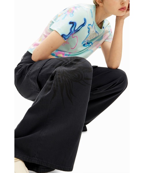 Desigual（デシグアル）の「【Desigual×Collina Strada】スターライン カーゴワイドパンツ（その他パンツ・レディース・ブラック・XS/S/M/L/XL）」の4枚目の写真