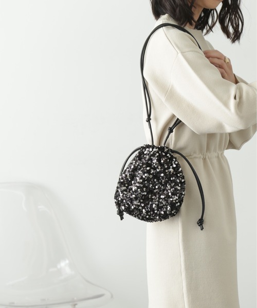 FREE'S MART（フリーズマート）の「◇スパンコール巾着バッグ（ハンドバッグ・レディース・ピンク/ブラック/シルバー・ﾌﾘ-）」の4枚目の写真