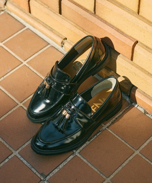 新品未使用✧MADULI厚底 本革タッセルローファー／人気ブラック LibertyDoll ローファー Liberty doll 厚底トラックソール
