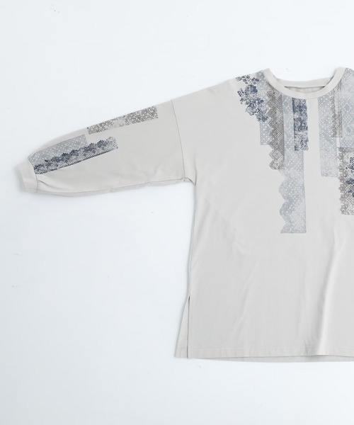 osharewalker（オシャレウォーカー）の「『レースプリントロンT』（Tシャツ/カットソー・レディース・グレイッシュベージュ・FREE）」の6枚目の写真