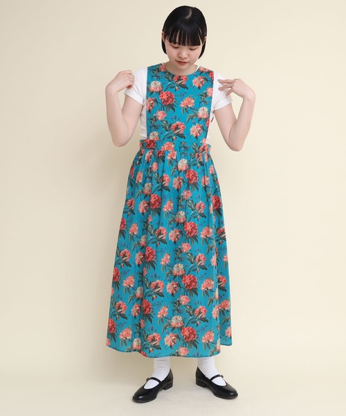 I am I in fact...(アイアムアイインファクト)の「LIBERTY apron one-piece(ジャンパースカート・レディース・グリーン/ブルー・FREE)」の2枚目の写真