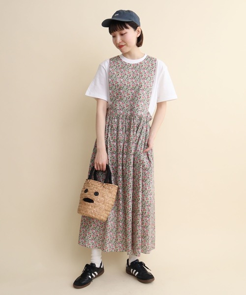 I am I in fact...(アイアムアイインファクト)の「LIBERTY apron one-piece(ジャンパースカート・レディース・グリーン/ブルー・FREE)」の11枚目の写真