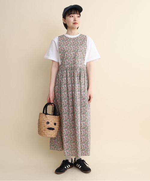 I am I in fact...(アイアムアイインファクト)の「LIBERTY apron one-piece(ジャンパースカート・レディース・グリーン/ブルー・FREE)」の8枚目の写真