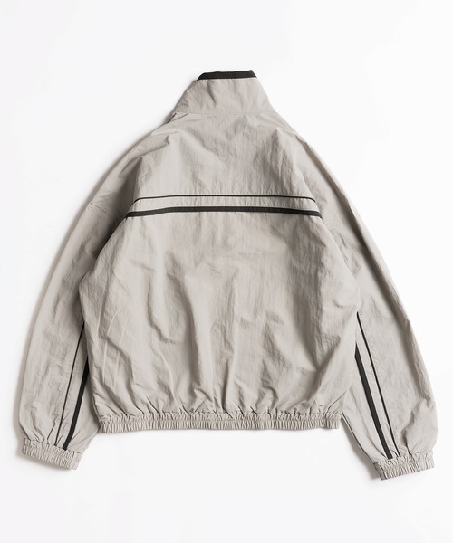 MUHET（ミュエータ）の「ナイロンブルゾン（ブルゾン・レディース・ブラック/アイボリー/ライトグレー/ネイビー・X-LARGE/MEDIUM）」の16枚目の写真