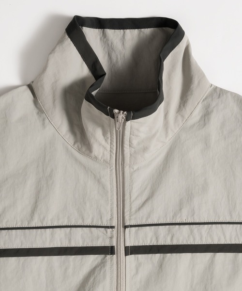 MUHET（ミュエータ）の「ナイロンブルゾン（ブルゾン・レディース・ブラック/アイボリー/ライトグレー/ネイビー・X-LARGE/MEDIUM）」の17枚目の写真