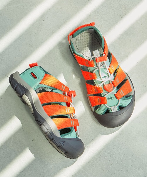 KIDS】【KEEN/キーン】ニューポートパウンドレス（サンダル
