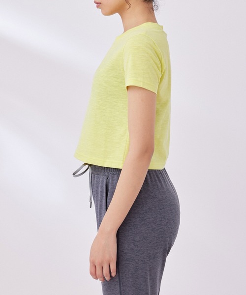 PUMA(プーマ)の「【PUMA】DARE TO クロップドTシャツ(Tシャツ/カットソー・レディース・イエロー/ホワイト/ブラック・M/L)」の22枚目の写真