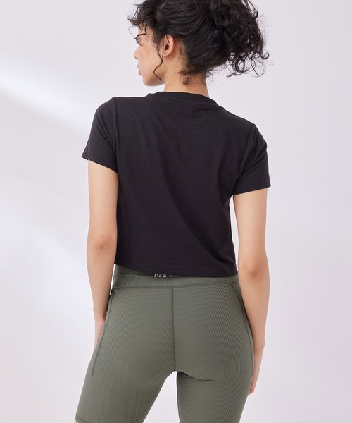 PUMA(プーマ)の「【PUMA】DARE TO クロップドTシャツ(Tシャツ/カットソー・レディース・イエロー/ホワイト/ブラック・M/L)」の6枚目の写真