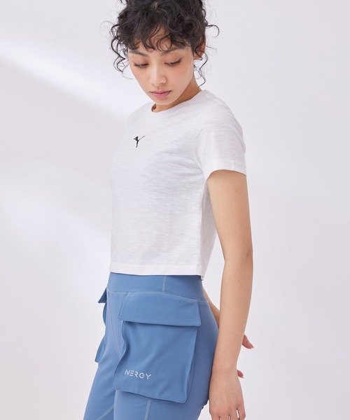 PUMA(プーマ)の「【PUMA】DARE TO クロップドTシャツ(Tシャツ/カットソー・レディース・イエロー/ホワイト/ブラック・M/L)」の18枚目の写真