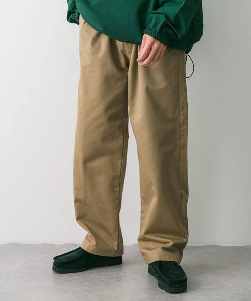 URBAN RESEARCH DOORS（アーバンリサーチドアーズ）の「『イージーケア』『速乾』2タックワイドチノパンツ（その他パンツ・メンズ・ベージュ/ネイビー/オフホワイト・MEDIUM/LARGE）」の20枚目の写真