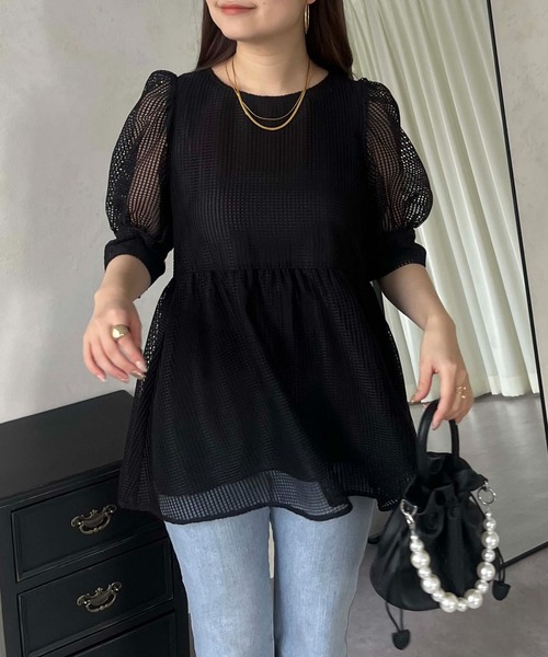 prose verse（プロズヴェール）の「パフスリーブスクエアメッシュペプラムブラウス（シャツ/ブラウス・レディース・オフホワイト/ブラック・MEDIUM）」の5枚目の写真